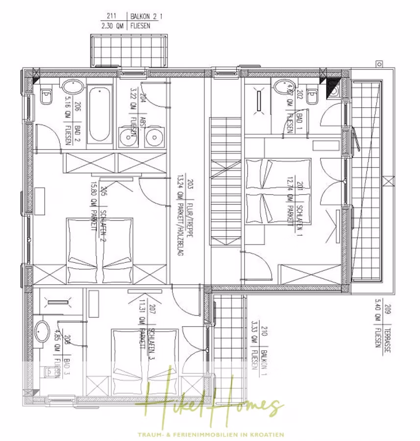 Villa im Mittelmeerstil mit 3 SZ, Pool, Dachterrasse mit Meerblick (7) - Grundriss einer Ferienwohnung mit zwei Schlafzimmern mit jeweils zwei Betten, einem Wohnzimmer mit Essbereich und Küchenzeile, einem Badezimmer und einem Balkon. Der Wohnungsplan enthält detaillierte Maße und Beschriftungen. (41667)
