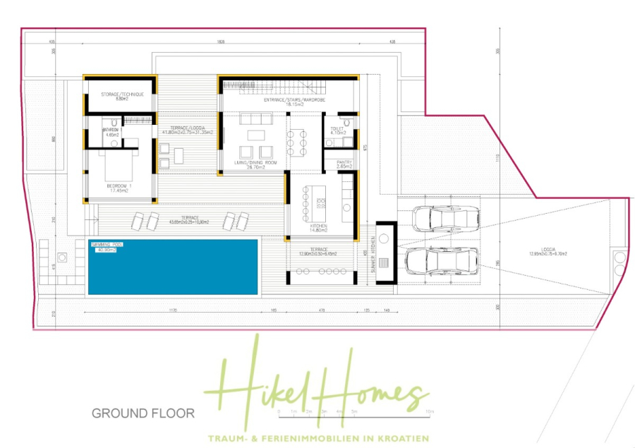 Villa Dalia – von jedem Zimmer aus Meerblick mit 4 Schlafzimmer / 4 Bädern / Loggia / Pool / … - Architektonischer Grundriss eines modernen Hauses mit Pool, Garage für zwei Autos, Außenlounge, Wohn- und Essbereich, Küche, zwei Schlafzimmern und Bädern. "Hikel Homes" und Slogan in Grün am unteren Rand. (46787)