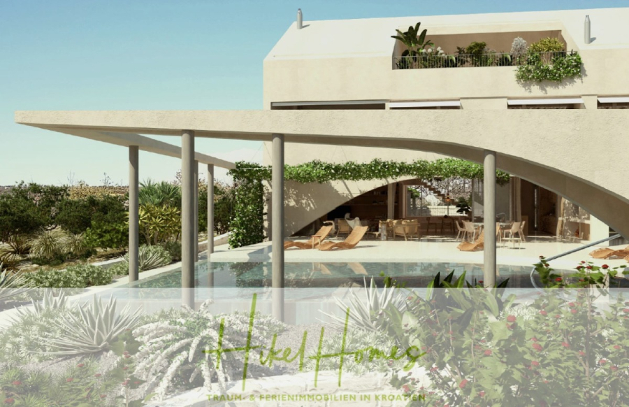 Prämiertes Architekturprojekt – Meerblick Luxus auf 490m² auf 1800m² Grund mit 2 Pools, Bar, Lounge - Moderne Villa mit Pool, überdachter Terrasse, Liegestühlen, üppiger Bepflanzung und einem Balkon mit Topfpflanzen. Der Text am unteren Rand lautet "Artkel Homes Traum- & Ferienimmobilien in Kroatien". (45054)