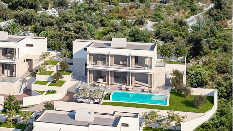 Villa Danjela – 246m² WFL in 2. Reihe zum Strand / 3 SZ / 246m² / Inifinity-Pool / Solar / … - Eine moderne weiße Villa mit großen Glasfenstern und Flachdach liegt an einem Hang, umgeben von üppigem Grün. Sie verfügt über einen Swimmingpool, eine Terrasse mit Liegestühlen und gepflegte Gärten. (41529)