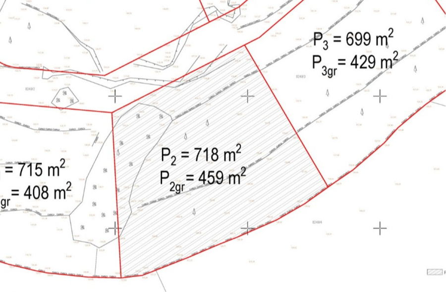 Schlüsselfertige – großzügige Meerblick Villa in ruhiger Lage, 4 SZ, 4 Bäder, Pool, Jacuzzi, … - Eine Katasterkarte mit mehreren eingezeichneten Flurstücken, beschriftet mit Abmessungen wie "P2 = 718 m², P2gr = 459 m²" und "P3 = 699 m², P3gr = 429 m²". Die Grenzen und Flächenwerte sind in schwarzem Text markiert. (45361)